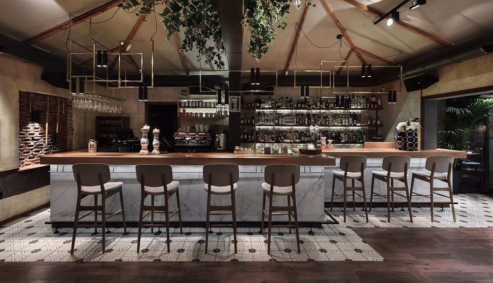 Wooden Home U Bar