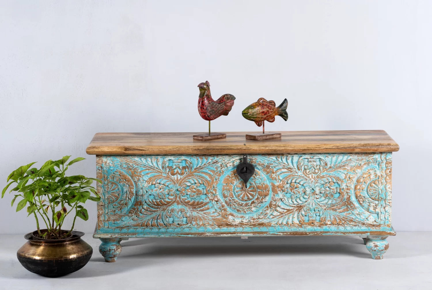 Wooden Home Hand Carved Floral Design Trunk Box 3 Scaled